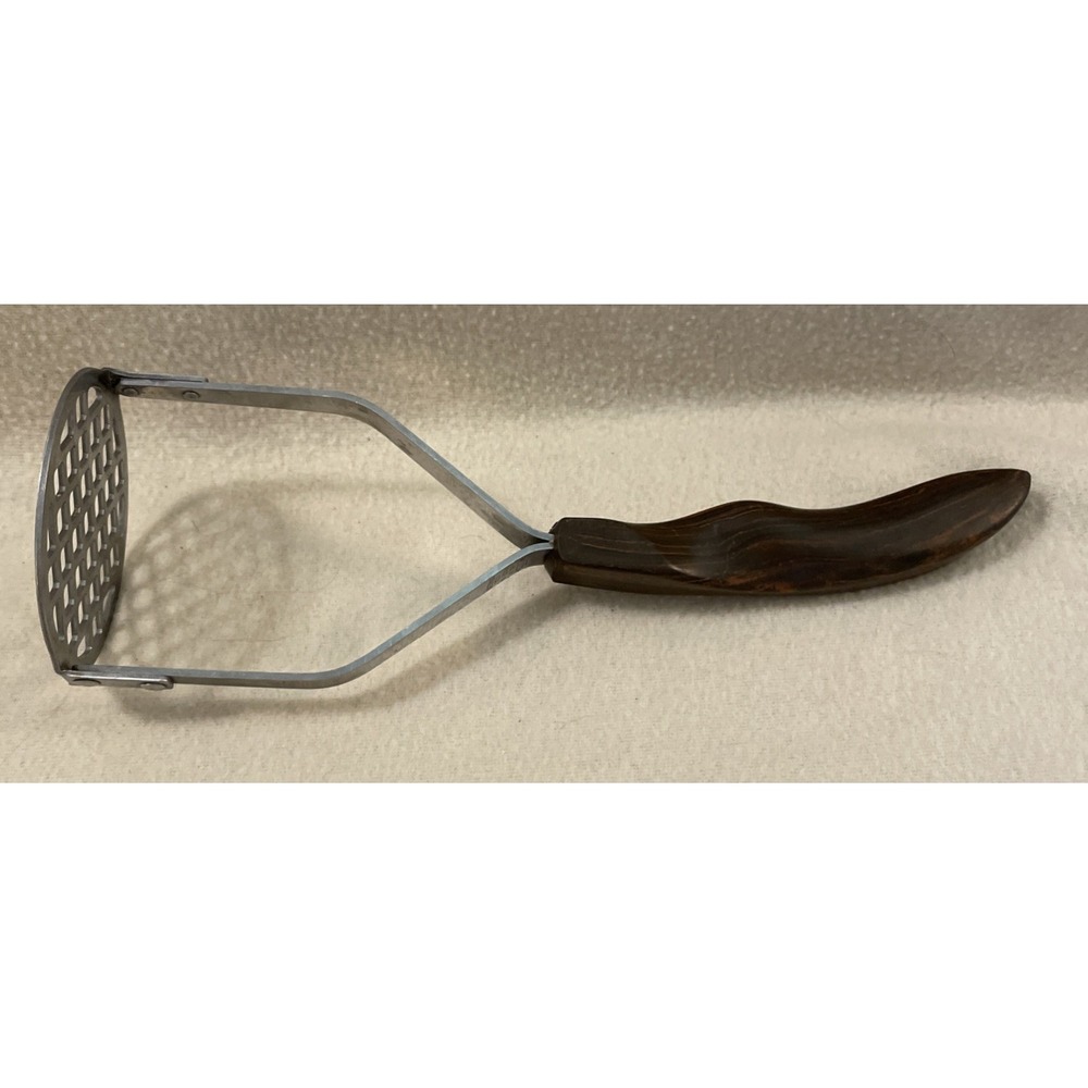 Vintage Cutco No 14 Potato Masher Brown Swirl Handle Stainless Steel Made in USA